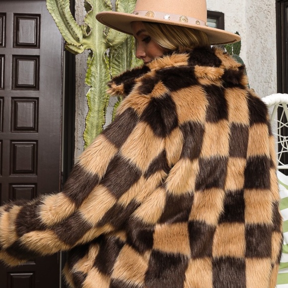 New Faux Fur Window Coat by BiBi - Picture 2 of 2